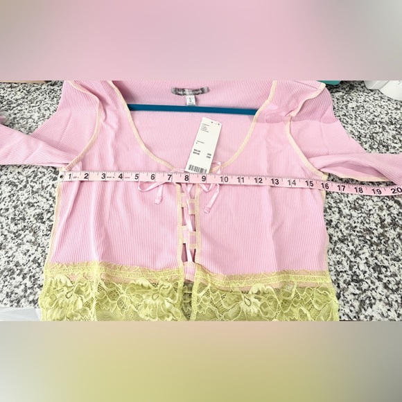 NWT Urban Outfitters Women's Pink crop top w/ yellow lace trim Sz avail: S,M,L - Picture 6 of 10